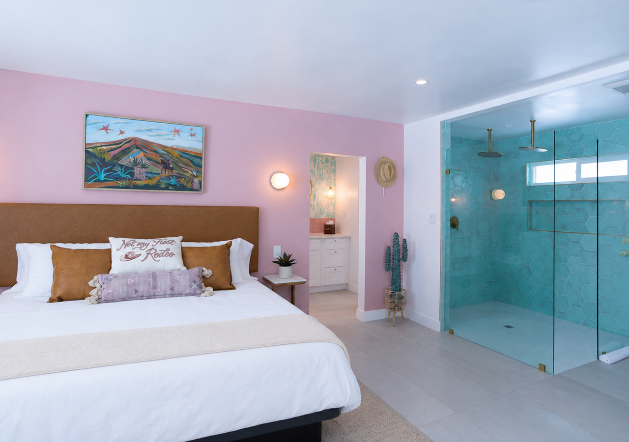 Stagecoach Room Pink Palm Inn